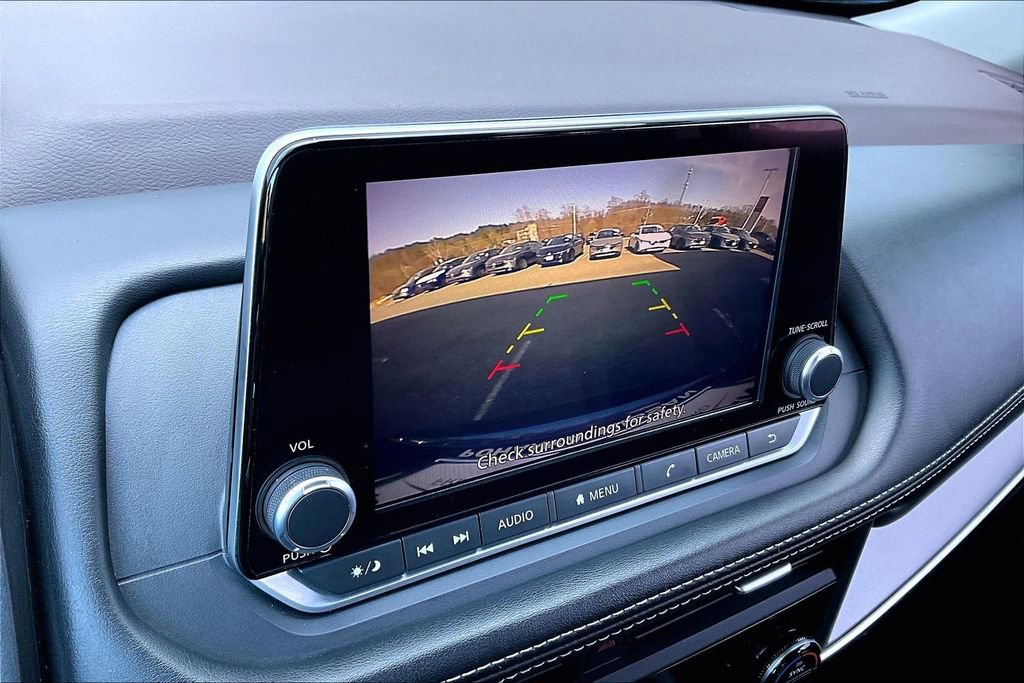 Certified 2023 Nissan Rogue SV image 24