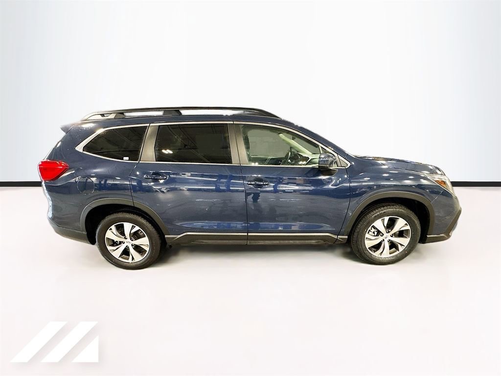 Used 2025 Subaru Ascent Premium image 4