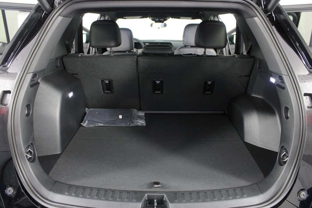 New 2027 GMC Terrain AT4 AWD/4WD image 17