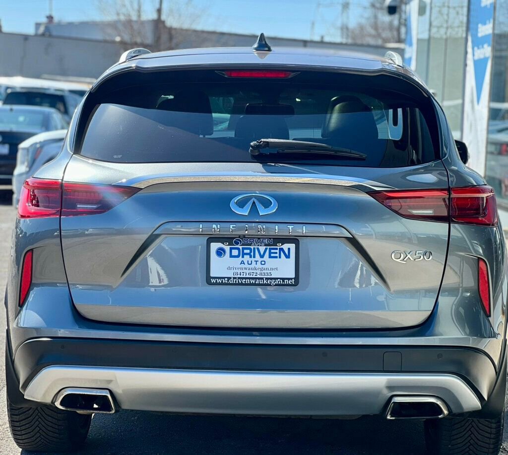Used 2019 INFINITI QX50 Essential w/ Premium Heat Package image 4