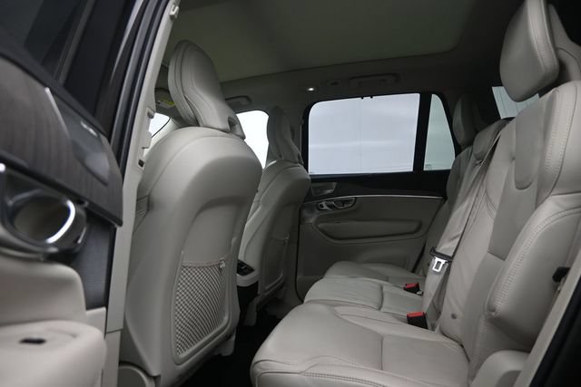 Used 2023 Volvo XC90 B6 Ultimate w/ Protection Package AWD/4WD image 11