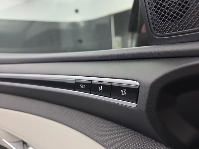 Used 2022 Hyundai Tucson Limited image 26