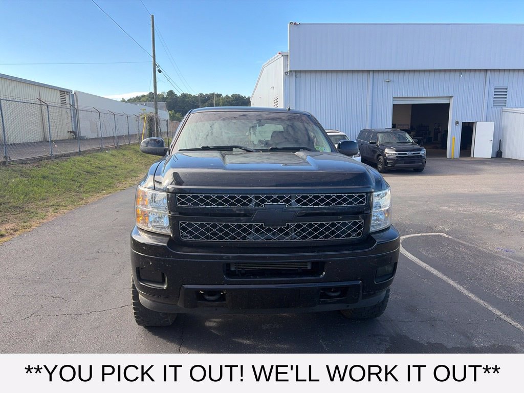 Used 2014 Chevrolet Silverado 2500 LT w/ Z71 Appearance Package AWD/4WD image 2
