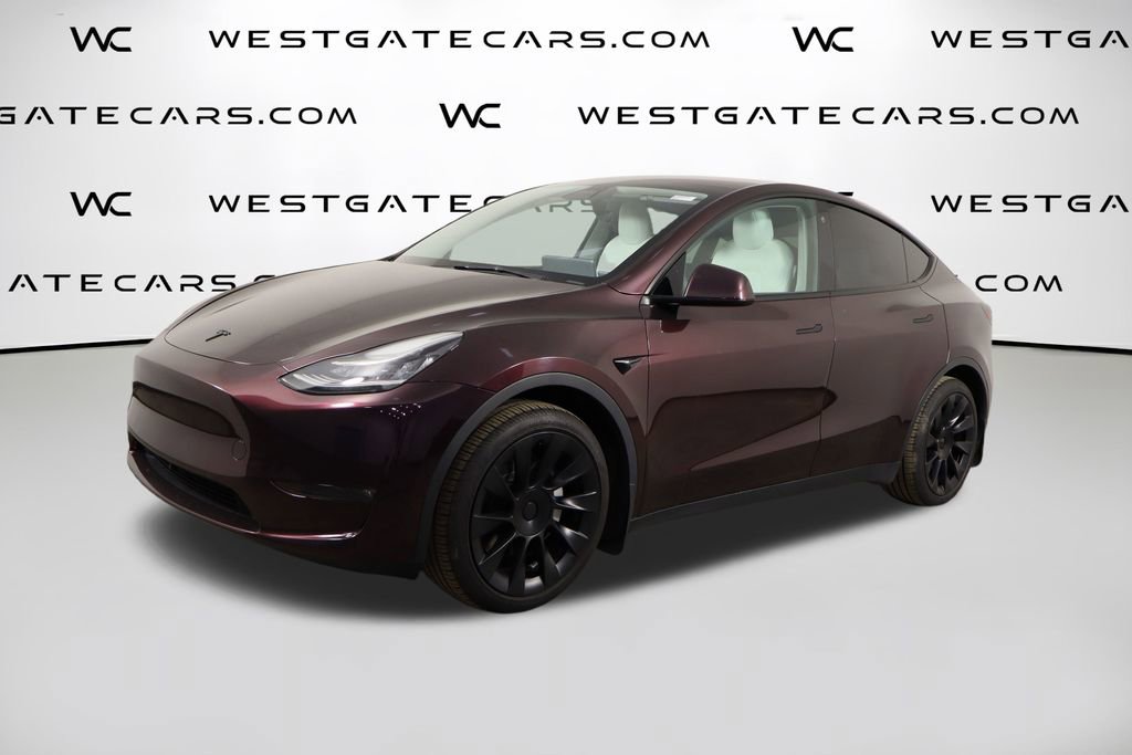 Used 2022 Tesla Model Y Long Range image 1