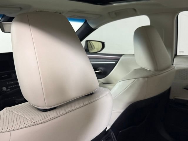 Certified 2024 Lexus ES 350 w/ Premium Package FWD image 29