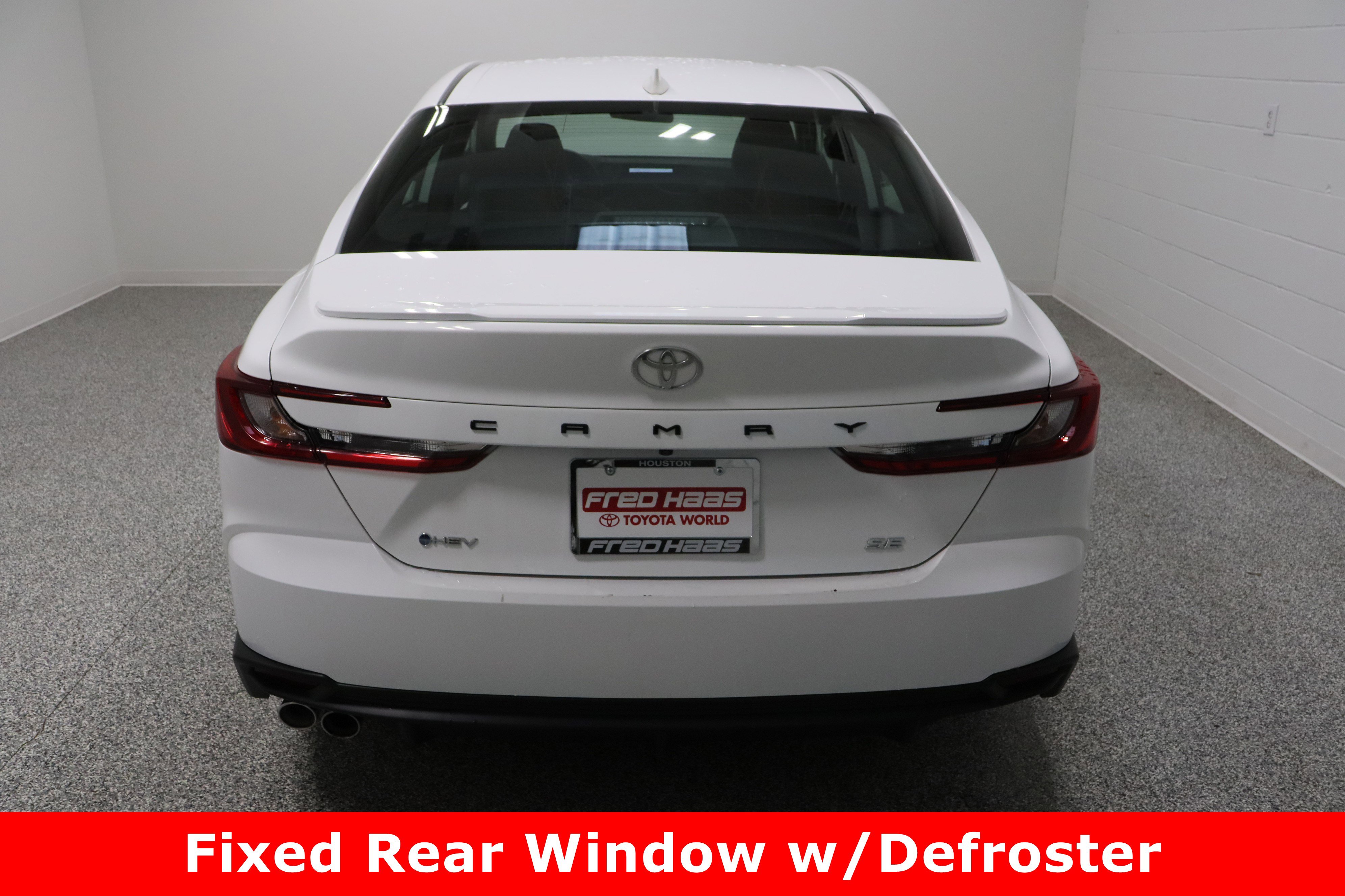 Used 2025 Toyota Camry SE image 8