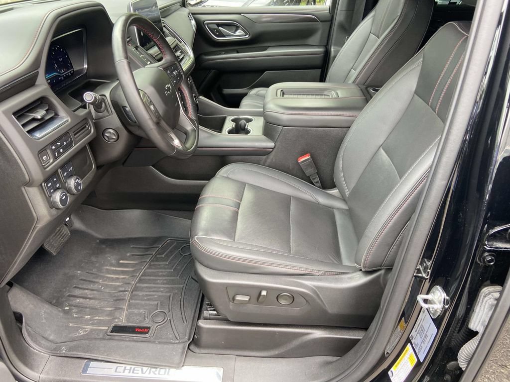 Used 2022 Chevrolet Tahoe RST w/ Luxury Package AWD/4WD image 20