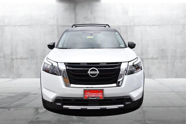 Certified 2025 Nissan Pathfinder Platinum image 4