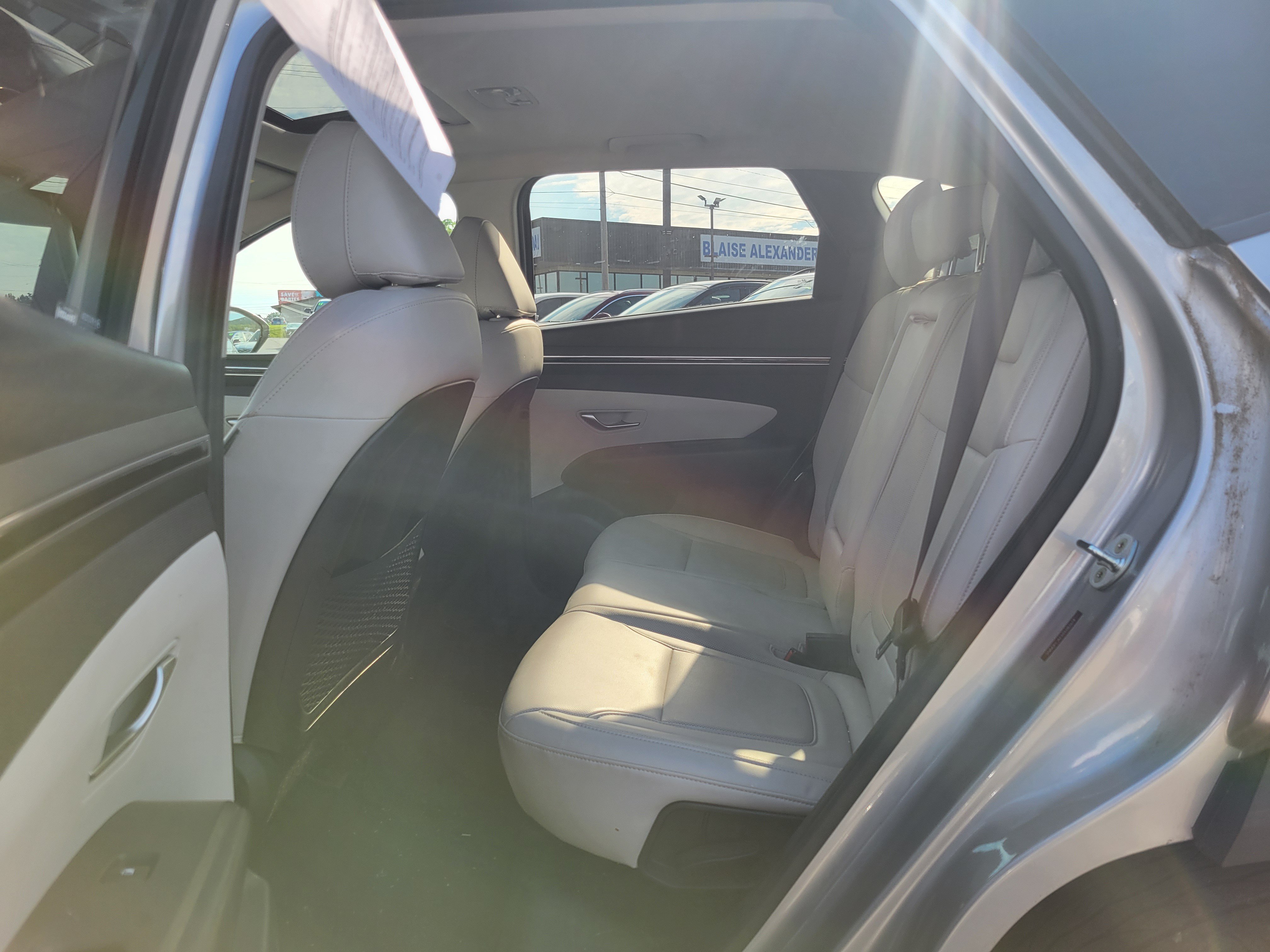 Used 2023 Hyundai Tucson SEL w/ Convenience Package AWD/4WD image 9