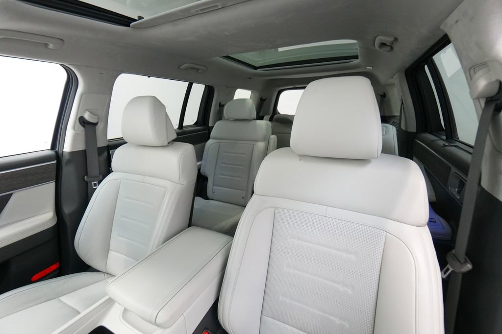 Used 2025 Hyundai Santa Fe Calligraphy image 15