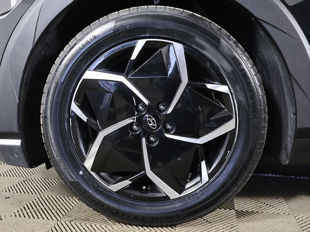 Used 2022 Hyundai Ioniq 5 SE w/ Cargo Package RWD image 19