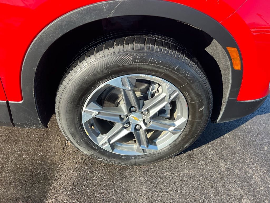 Used 2023 Chevrolet Blazer LT image 12