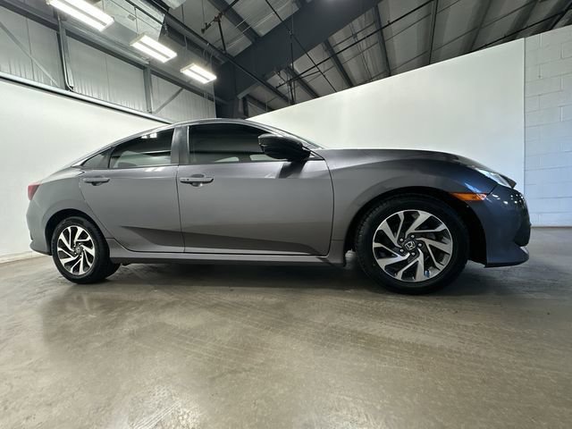 Used 2017 Honda Civic EX image 3