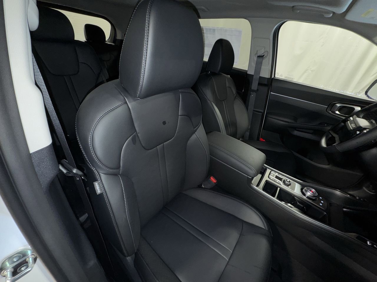 New 2026 Kia Sorento EX w/ EX Premium Package image 32