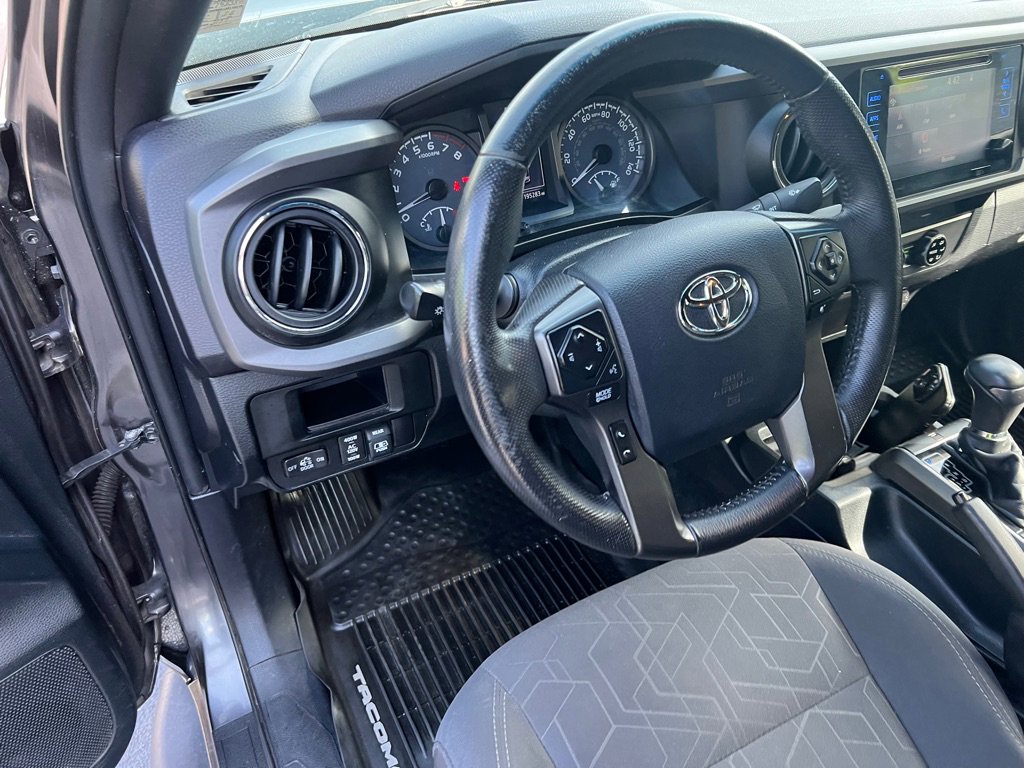 Used 2017 Toyota Tacoma TRD Off-Road image 43