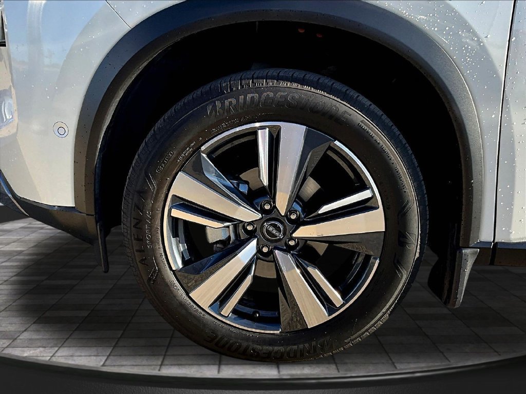 Used 2023 Nissan Rogue SL w/ SL Premium Package AWD/4WD image 39
