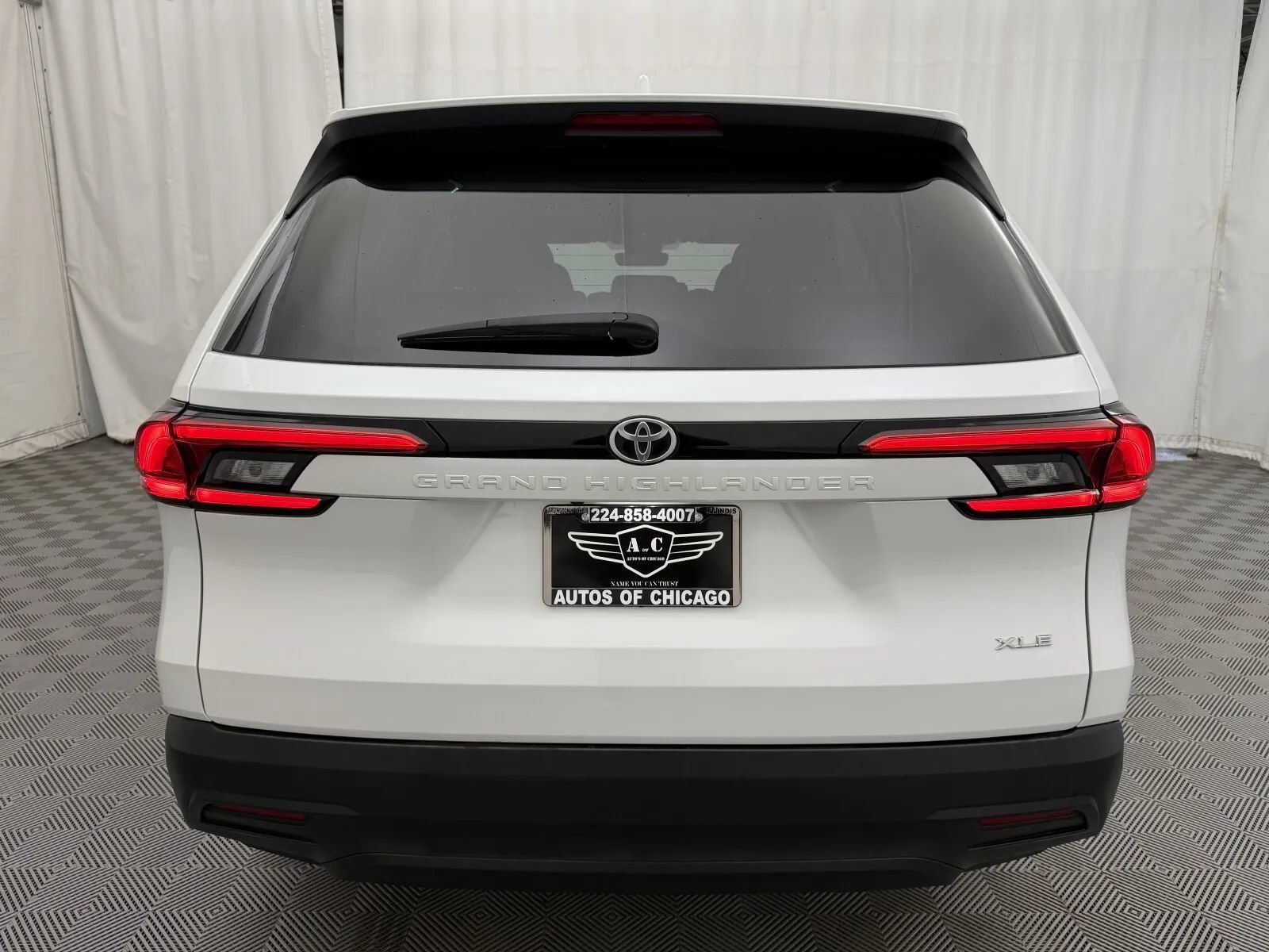 Used 2024 Toyota Grand Highlander FWD image 6