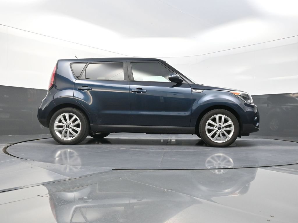 Used 2019 Kia Soul + FWD image 30