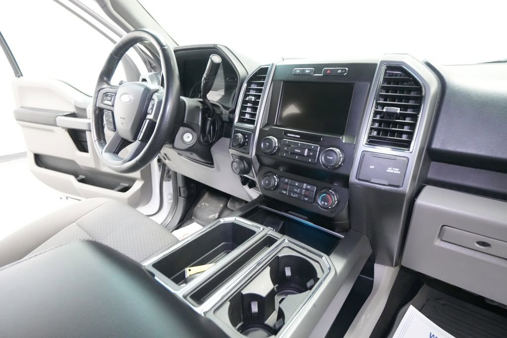 Used 2019 Ford F150 XLT w/ Equipment Group 302A Luxury AWD/4WD image 27
