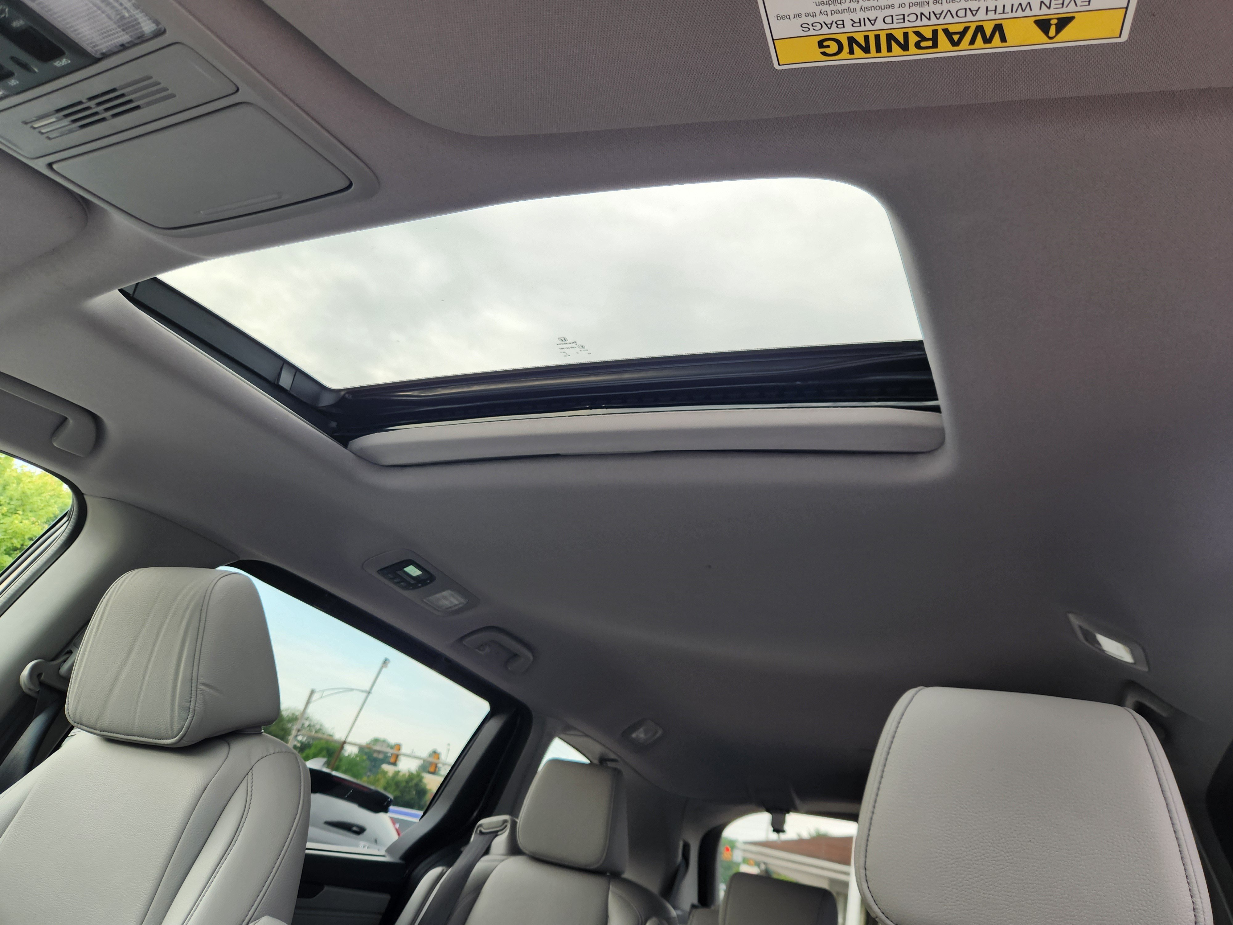 Certified 2024 Honda Odyssey EX-L image 15