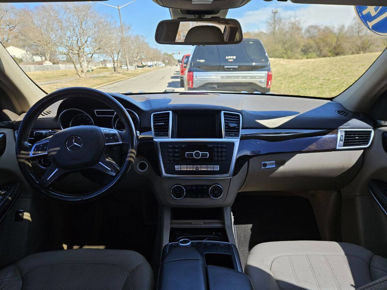 Used 2014 Mercedes-Benz GL 450 4MATIC image 18