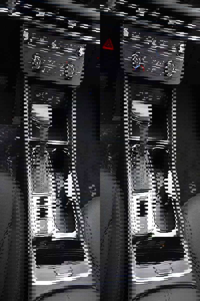 New 2026 Hyundai Tucson SE image 19