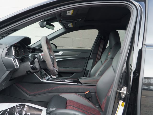 Certified 2025 Audi RS 6 performance AWD/4WD image 17