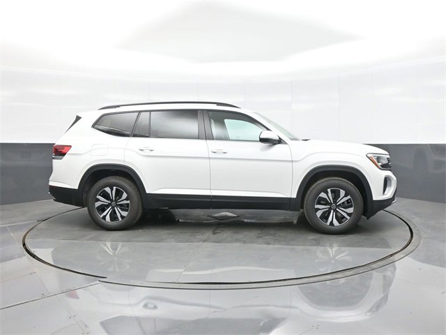 New 2026 Volkswagen Atlas SE image 8