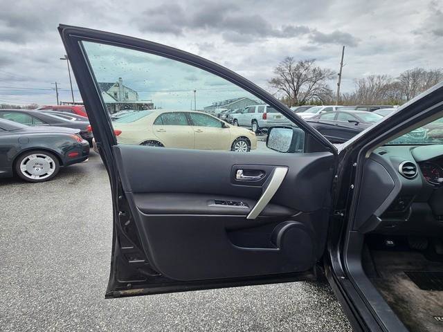 Used 2013 Nissan Rogue S image 9