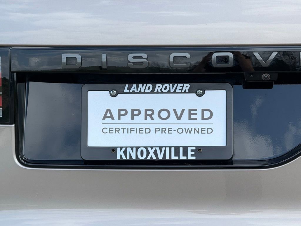 Certified 2025 Land Rover Discovery Dynamic SE AWD/4WD image 40