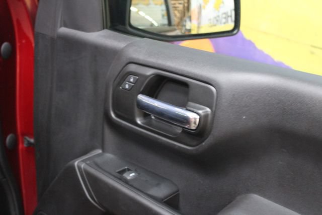 Used 2022 Chevrolet Silverado 1500 Custom w/ Safety Confidence Package RWD image 11