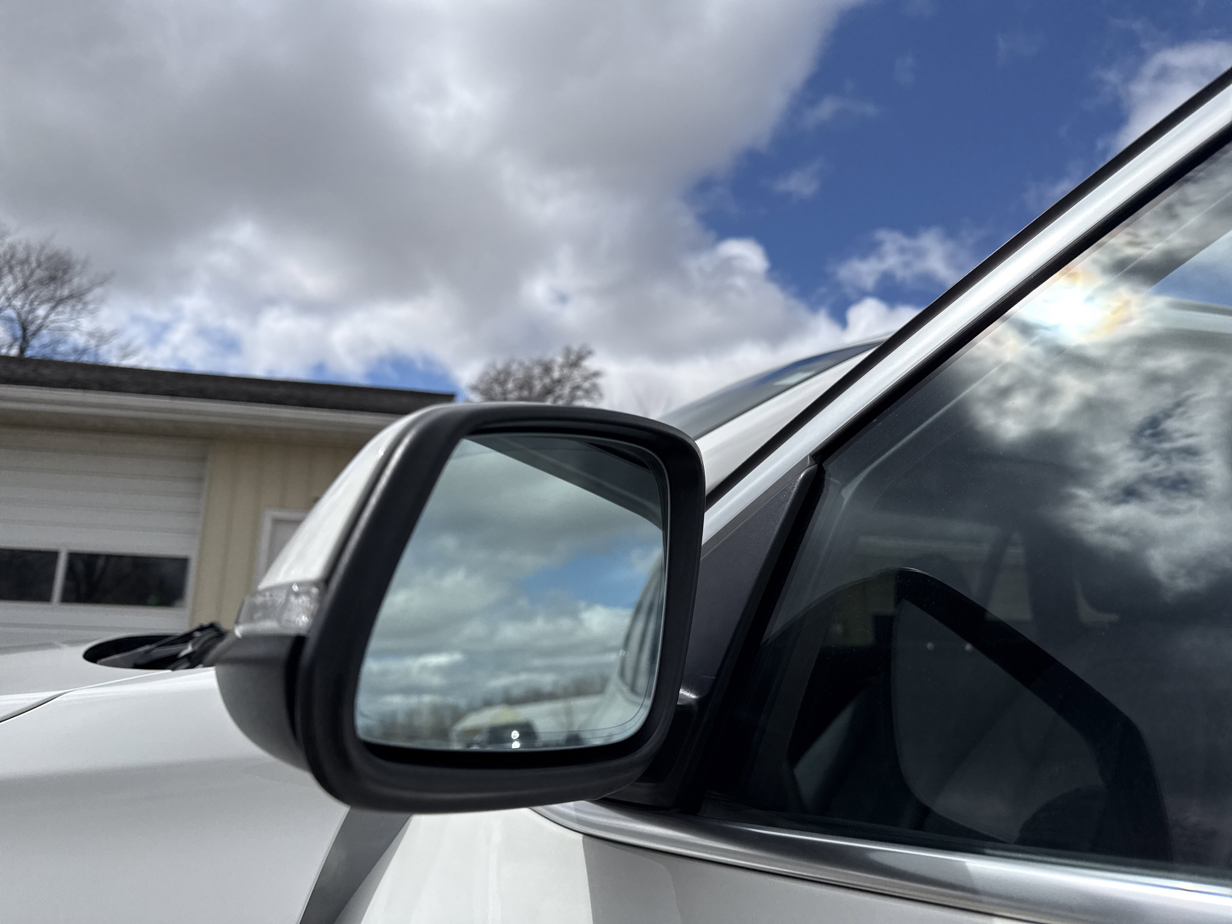 Used 2019 BMW X1 xDrive28i w/ Convenience Package image 14