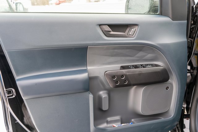 New 2025 Ford Maverick Lariat w/ Black Appearance Package image 10