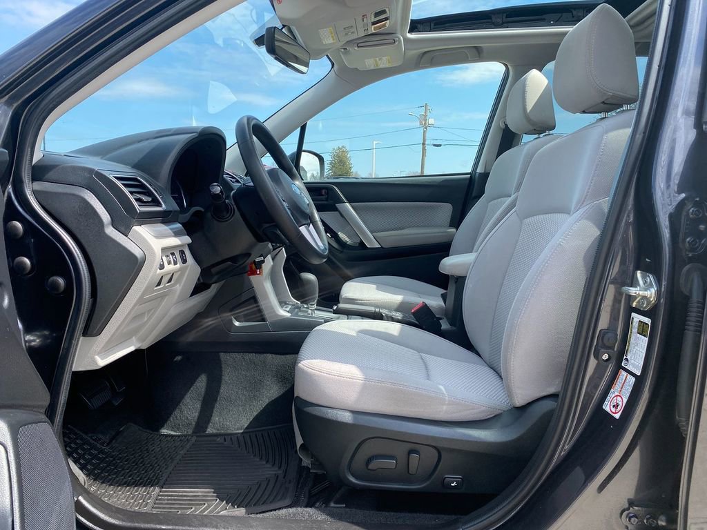 Used 2018 Subaru Forester 2.5i Premium image 12