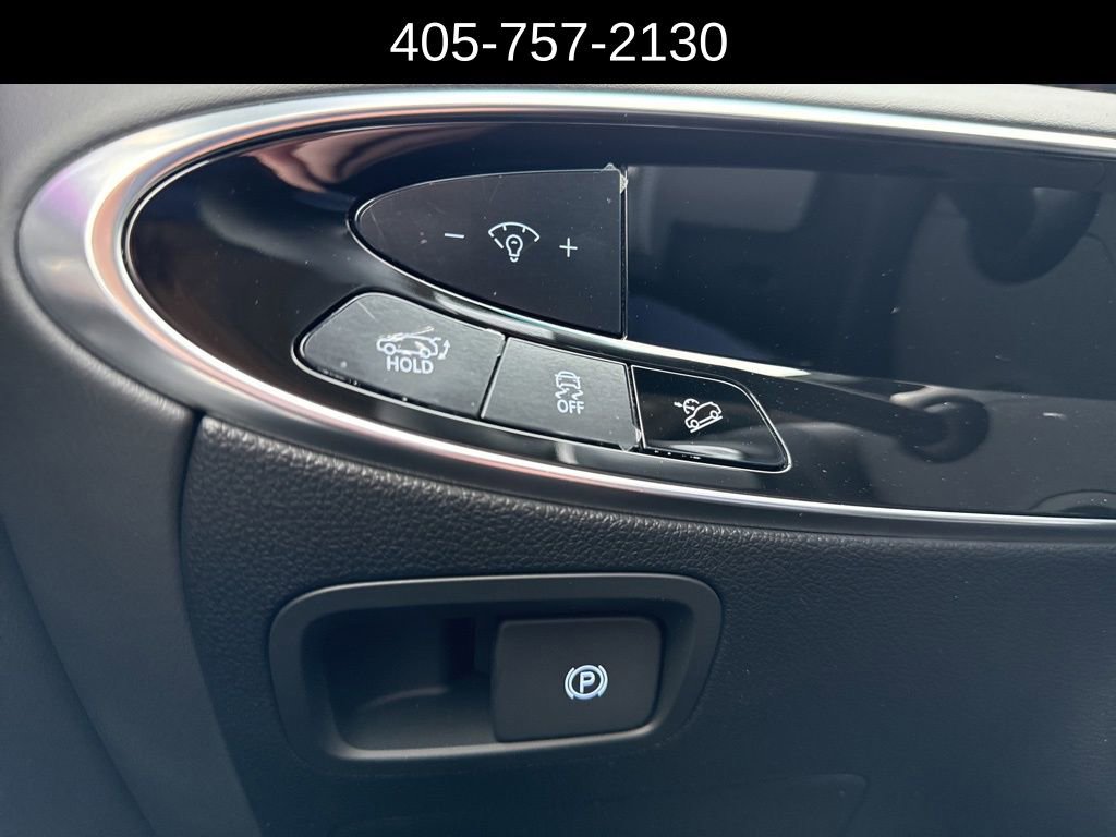 Certified 2026 Genesis GV70 2.5T Select image 27