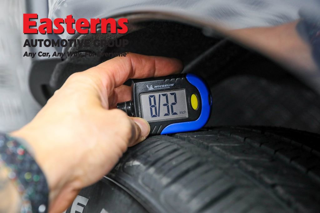 Used 2024 Toyota Venza LE image 26