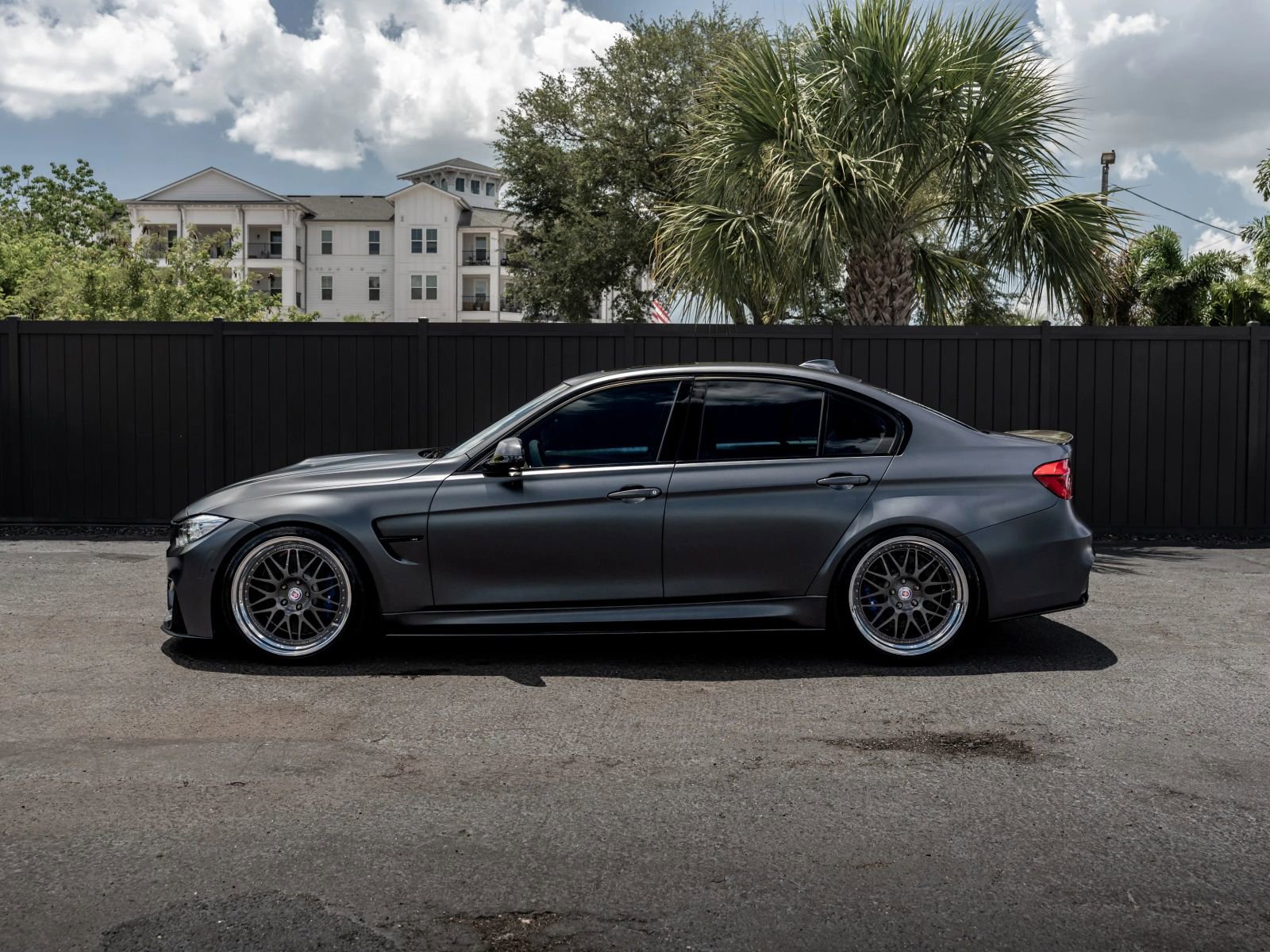 Used 2017 BMW M3 RWD image 7