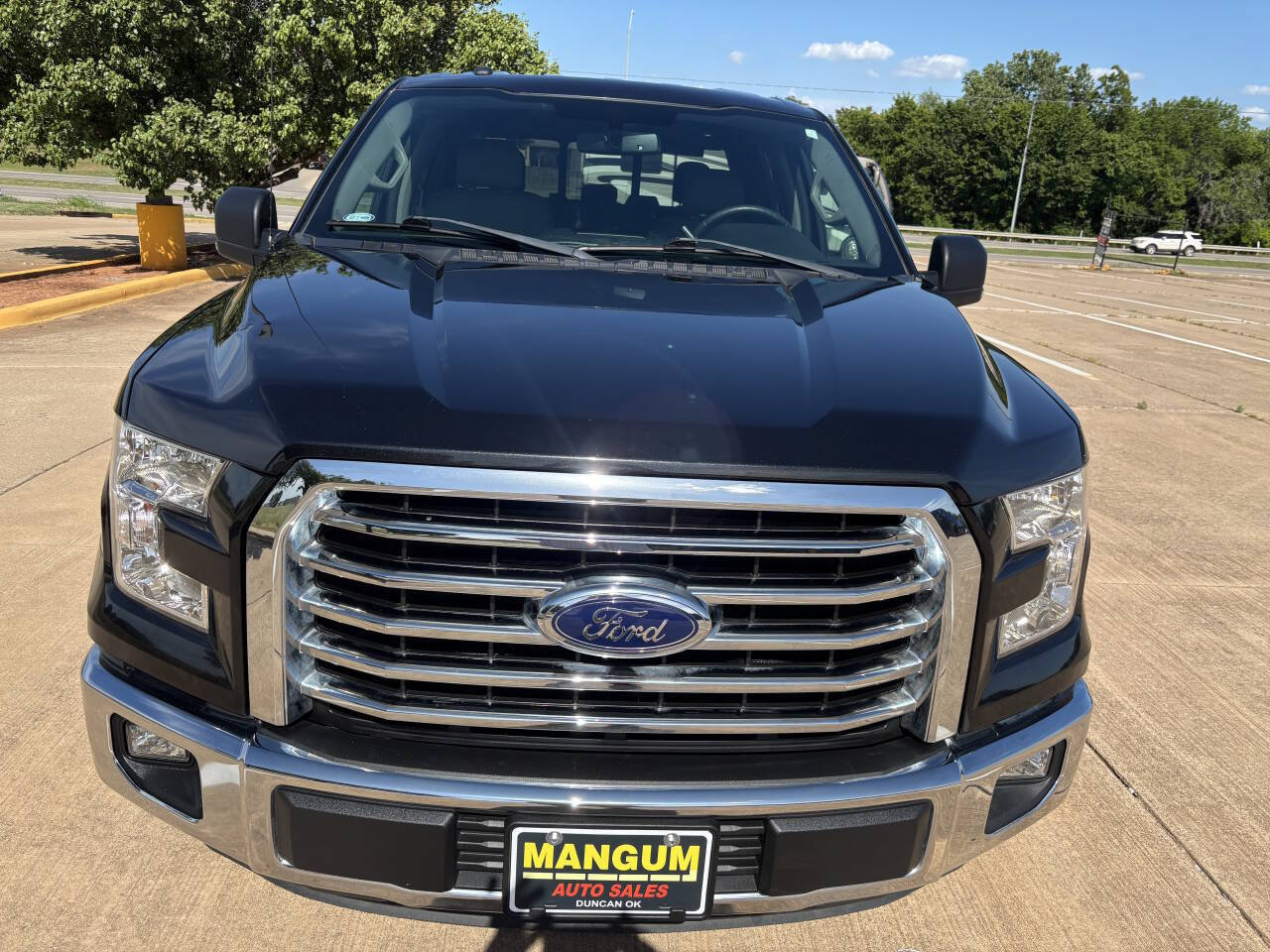 Used 2015 Ford F150 XLT w/ Equipment Group 302A Luxury RWD image 7