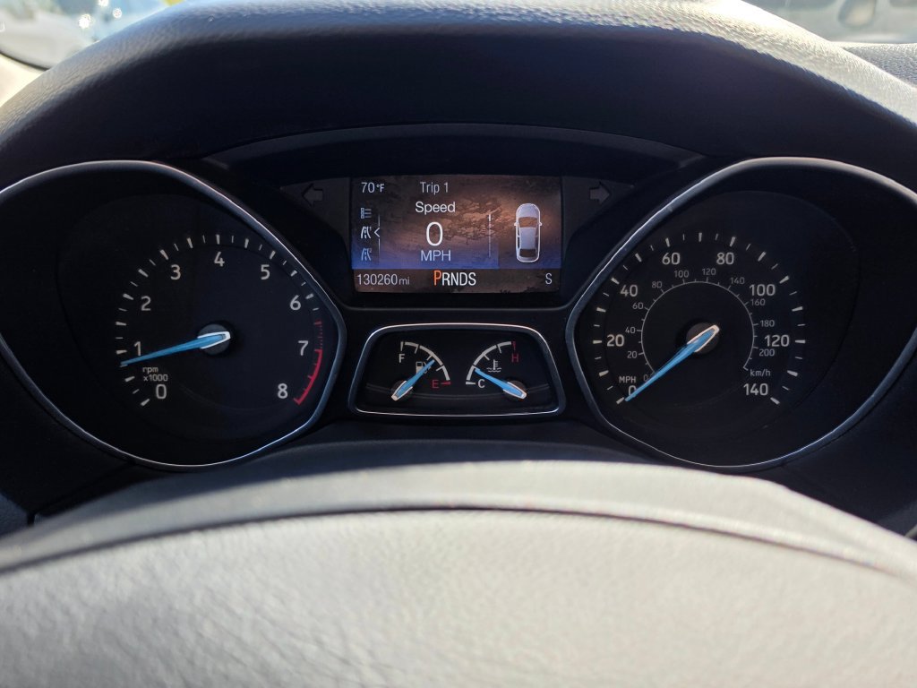 Used 2015 Ford Focus SE w/ Equipment Group 201A FWD image 24