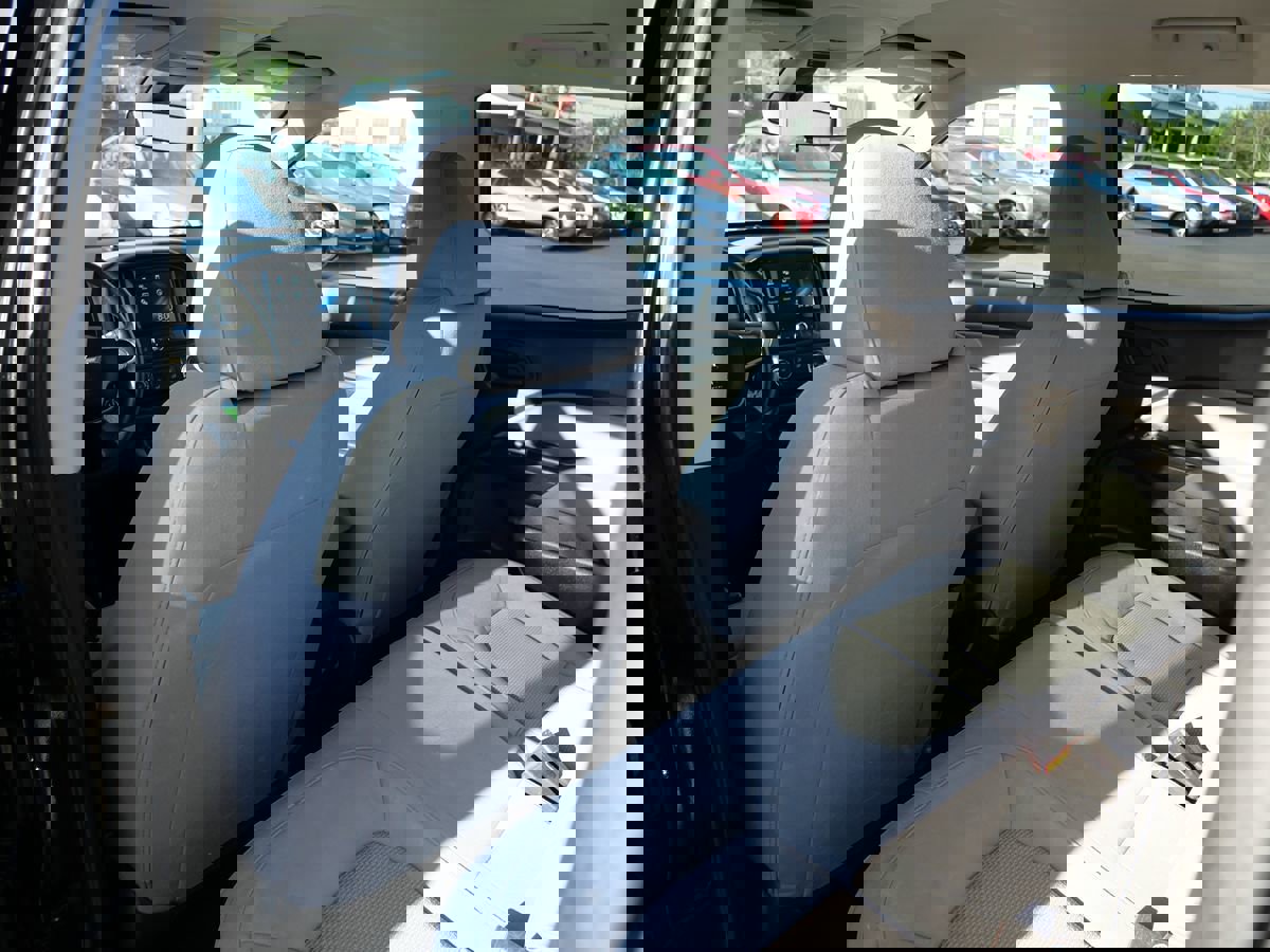 Used 2018 Chevrolet Colorado W/T w/ WT Convenience Package image 19