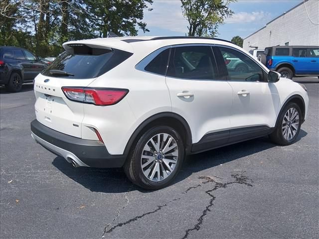 Used 2022 Ford Escape Titanium FWD image 4