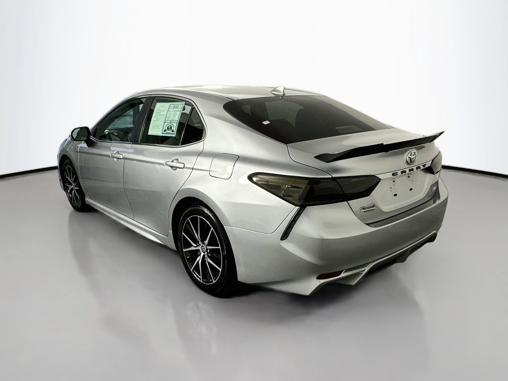 Used 2023 Toyota Camry SE w/ Convenience Package FWD image 5