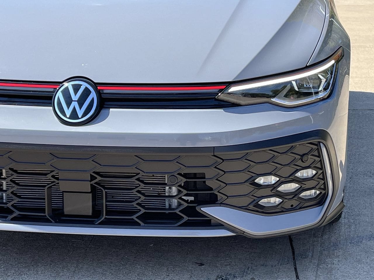 Used 2025 Volkswagen GTI S FWD image 8