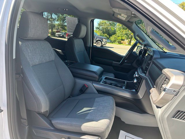 Used 2022 Ford F150 XLT w/ Equipment Group 302A High AWD/4WD image 16