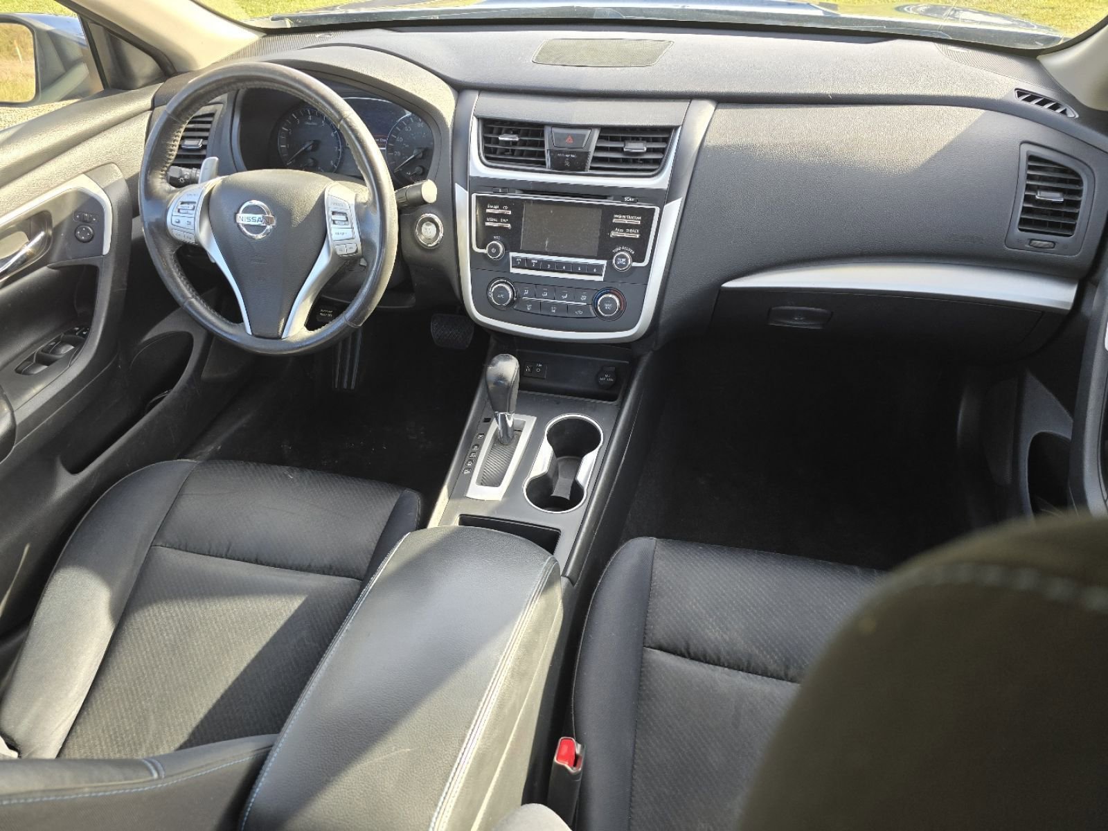 Used 2016 Nissan Altima 2.5 SR image 16
