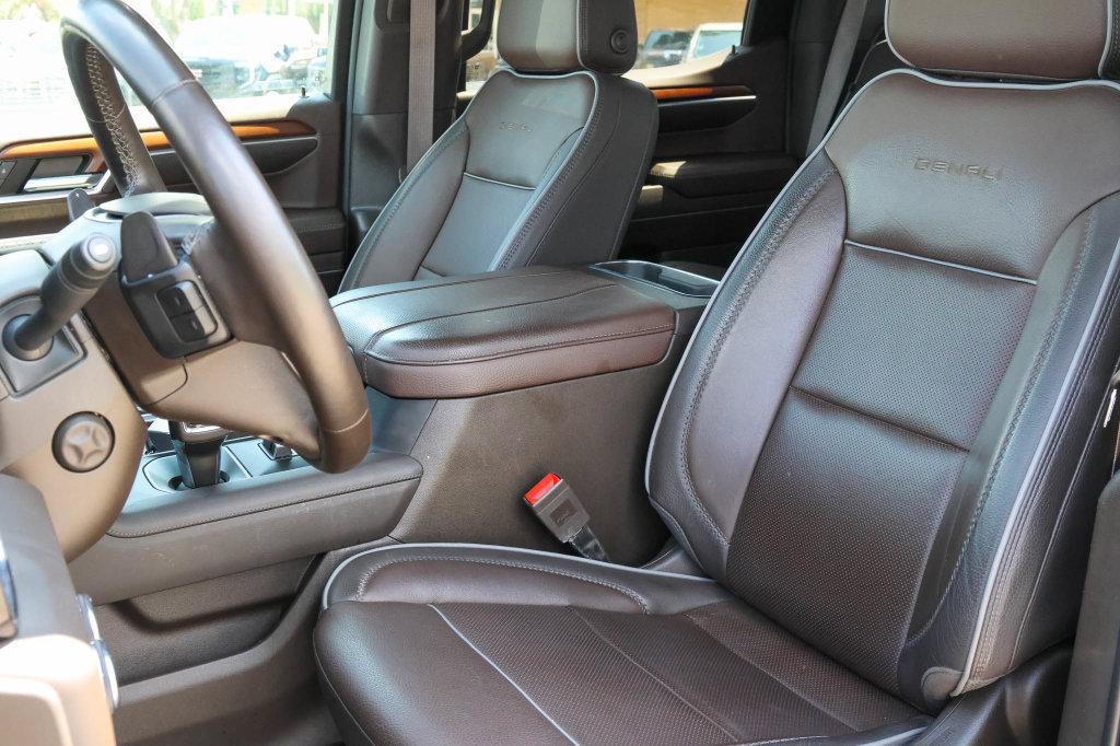Used 2023 GMC Sierra 1500 Denali w/ Denali Reserve Package AWD/4WD image 15