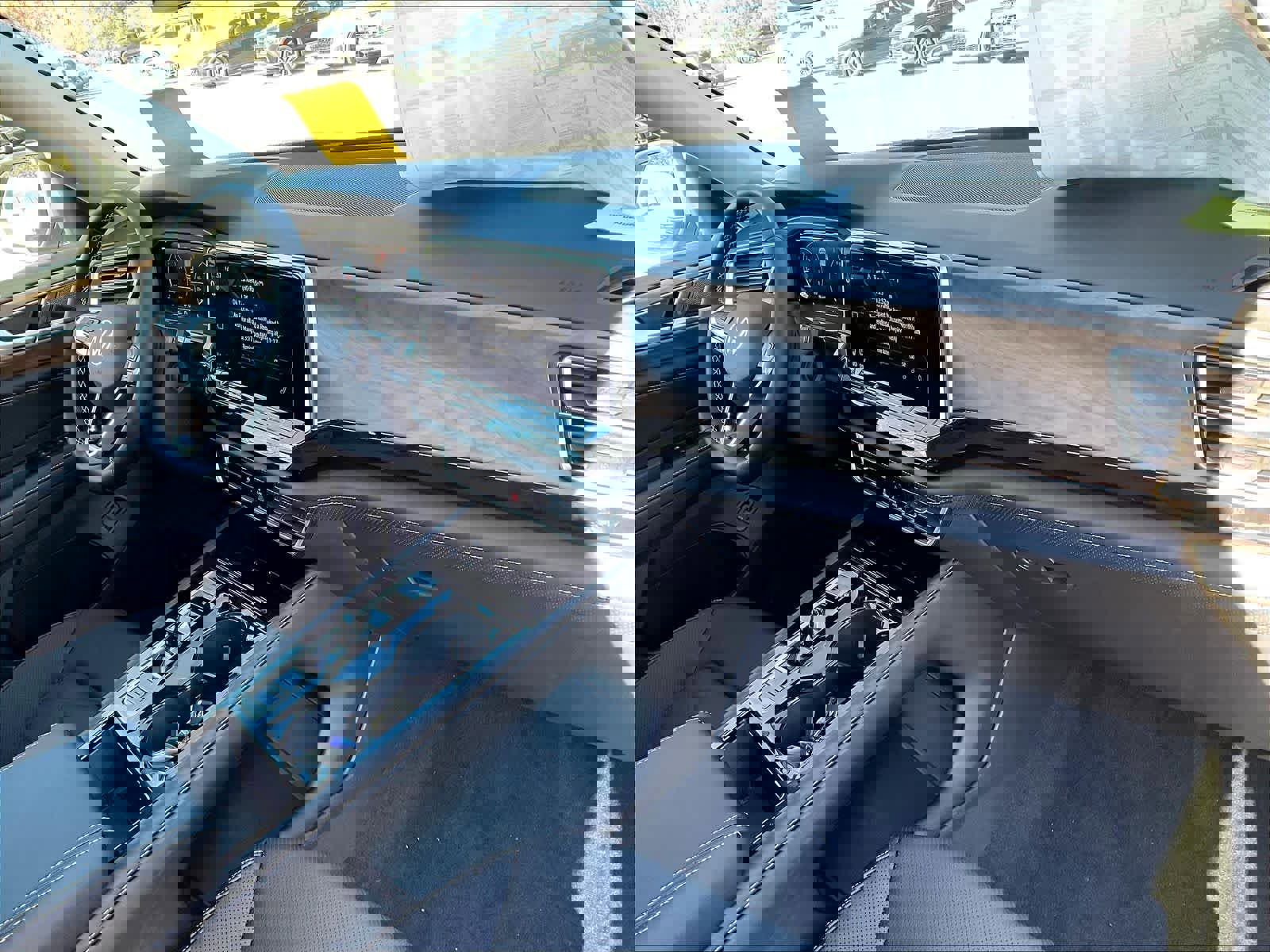 New 2026 Volkswagen Atlas SE image 10