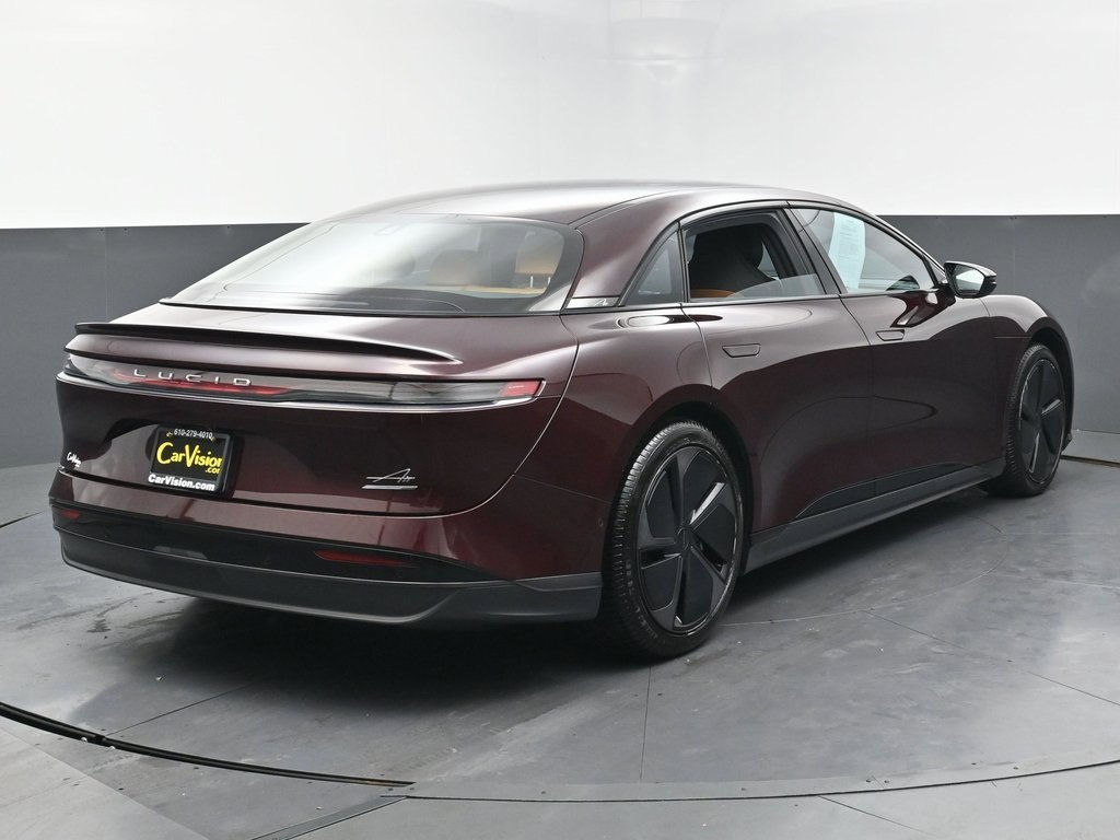 Used 2024 Lucid Air Touring image 4