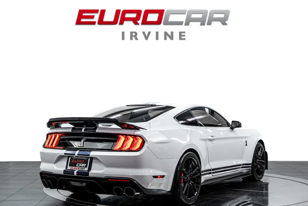 Used 2022 Ford Mustang Shelby GT500 w/ Technology Package RWD image 5