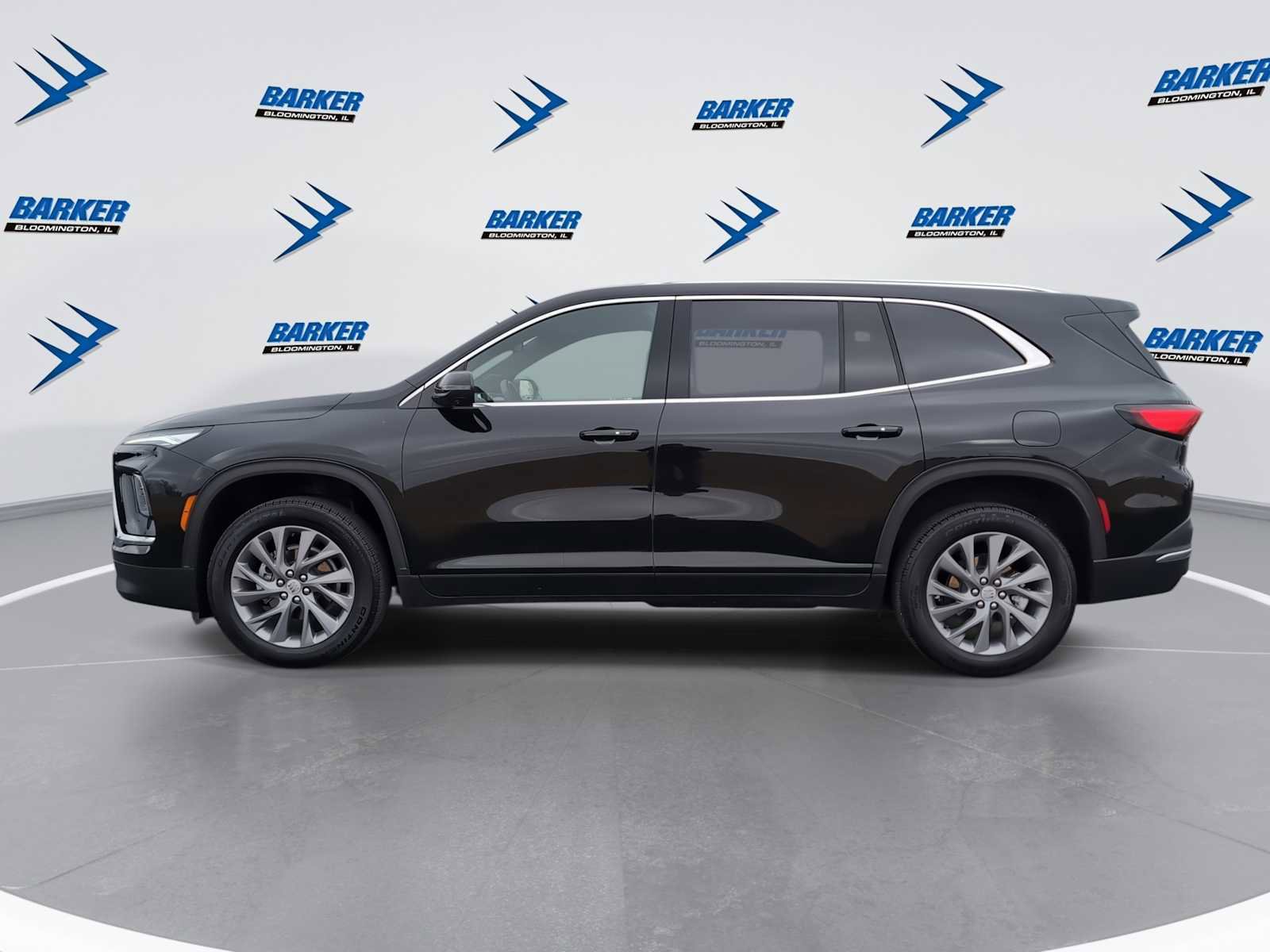 Used 2025 Buick Enclave Preferred image 5